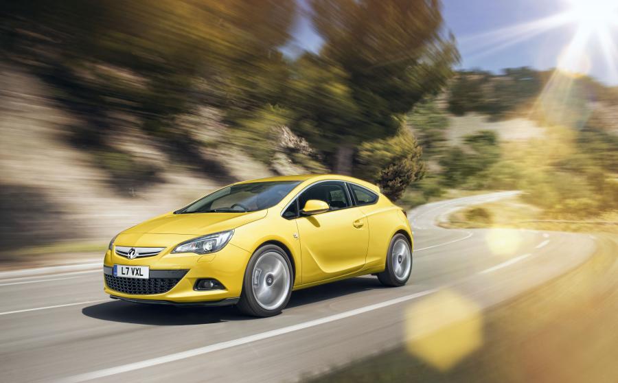  Vauxhall Astra GTC 2011 года  (фото 5 из 9)